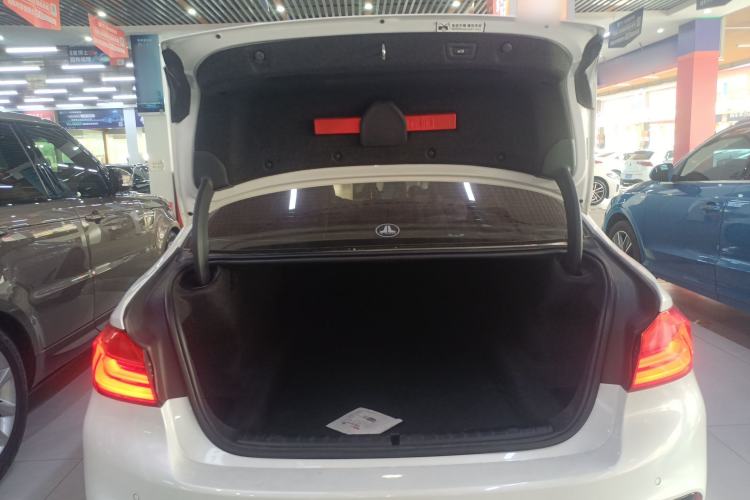 Used BMW 5 Series 2019 530Li Leading Model M Sport Package Trunk