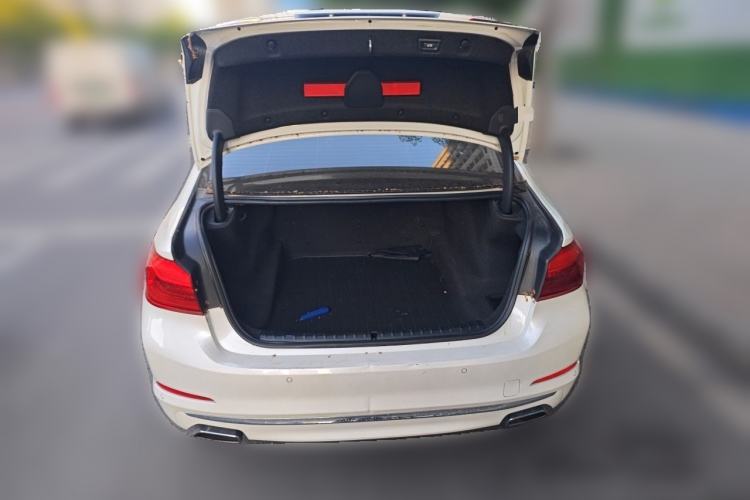 Used BMW 5 Series 2019 Facelifted 525Li Luxury Package Trunk