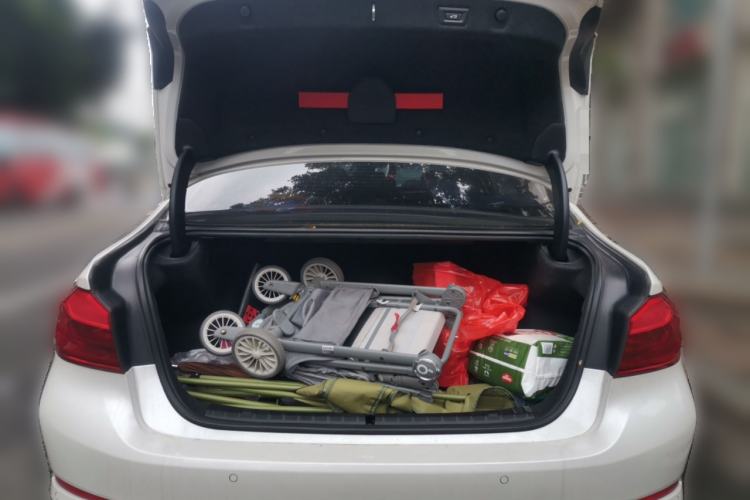 Used BMW 5 Series 2019 525Li Luxury Package Trunk