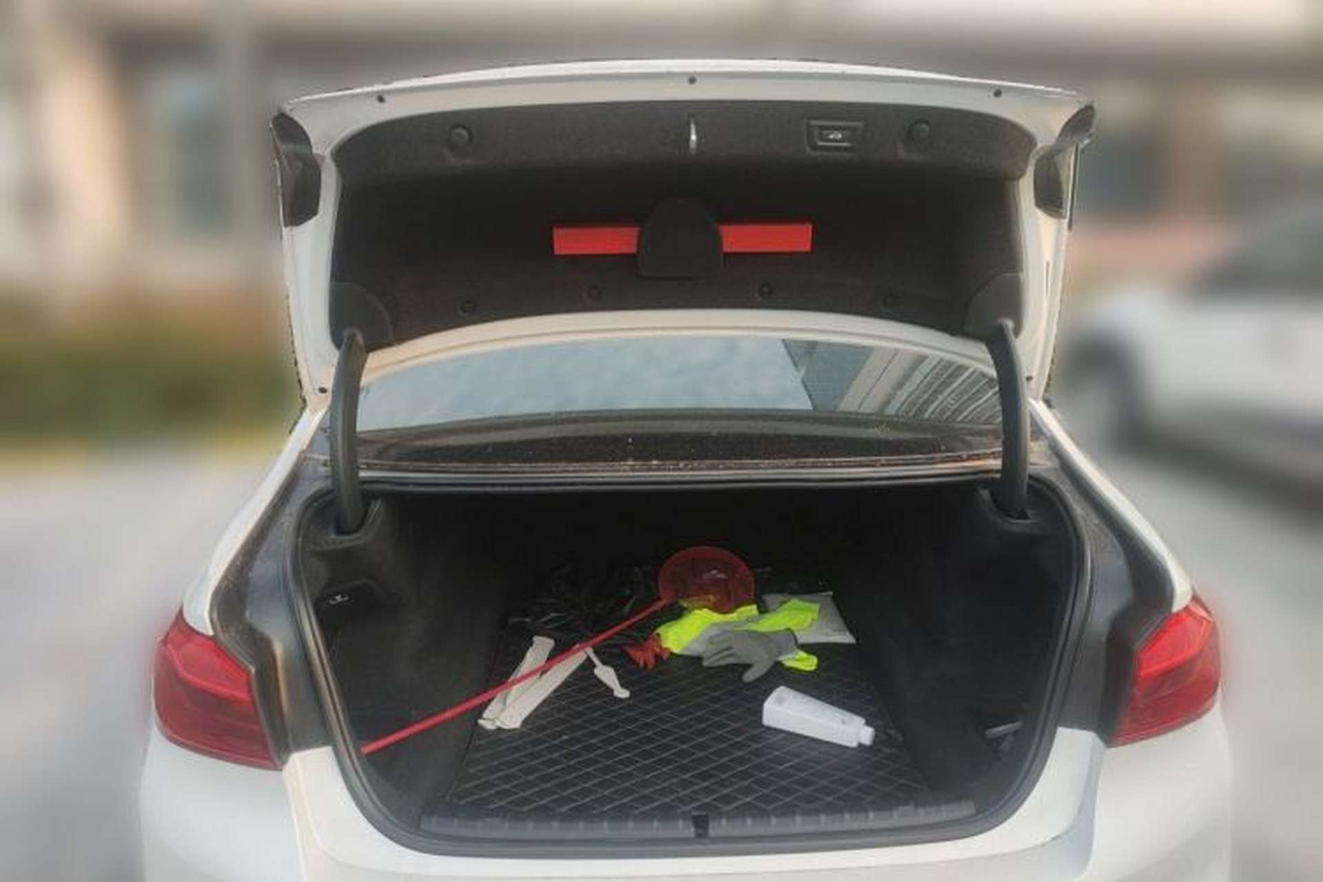 Used BMW 5 Series 2019 525Li M Sport Package Trunk