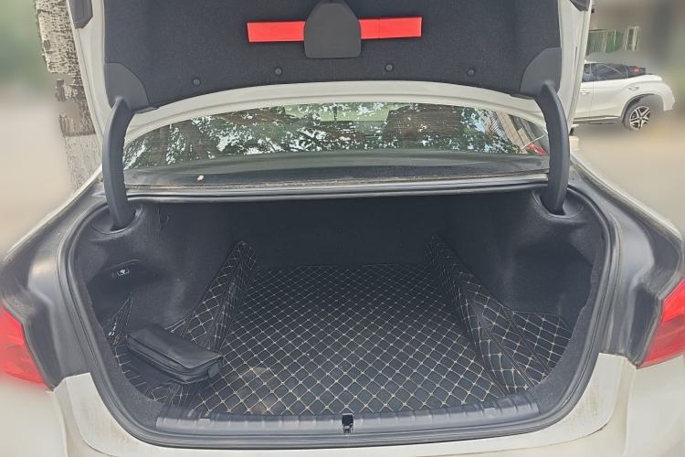 Used BMW 5 Series 2019 530Li xDrive M Sport Package Trunk