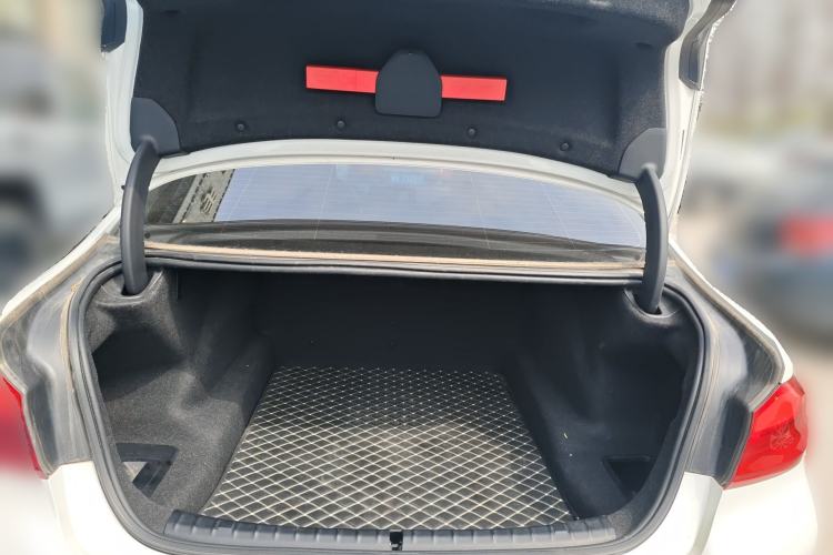 Used BMW 5 Series 2019 525Li Luxury Package Trunk