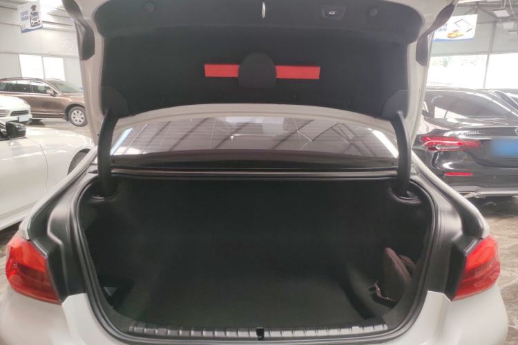 Used BMW 5 Series 2019 Facelifted 530Li Leading Edition Luxury Package Trunk