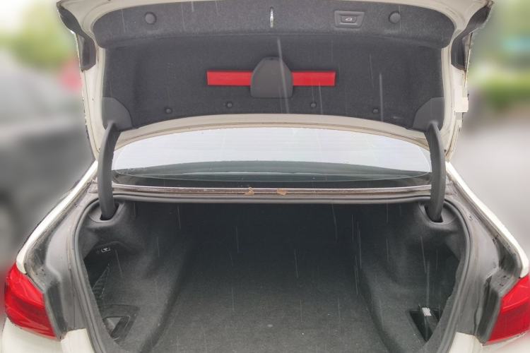 Used BMW 5 Series 2019 525Li M Sport Package Trunk
