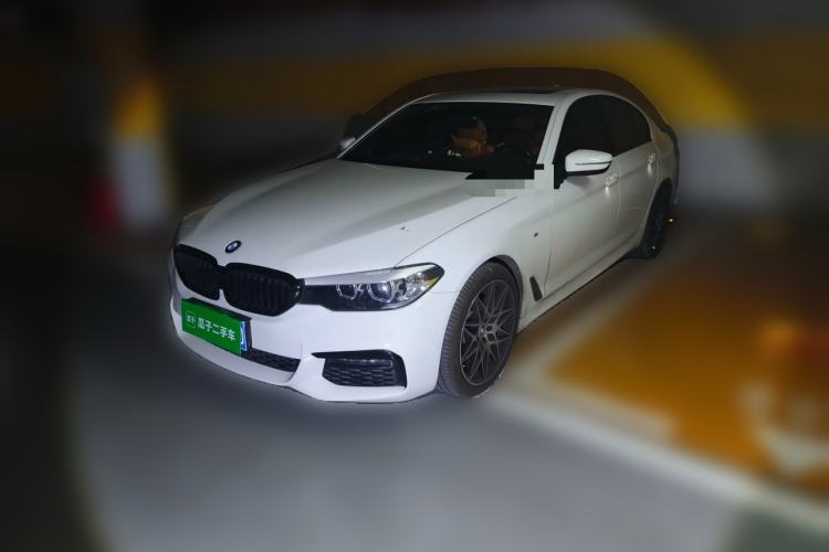 Used BMW 5 Series 2019 525i M Sport Package Guazi used car, China used car export, Used car for sale, Used cars, Cheapest cars for sale