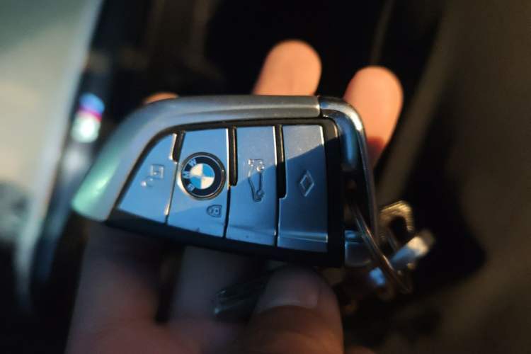 Used BMW 5 Series 2019 530Li Leading Model M Sport Package Vehicle Key
