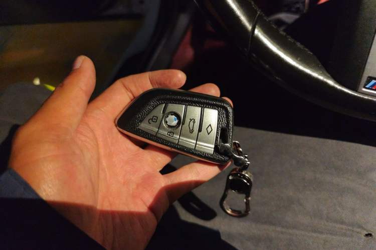 Used BMW 5 Series 2019 525i M Sport Package Vehicle Key
