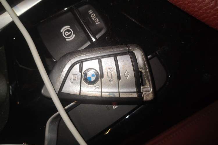 Used BMW 5 Series 2019 530Li Leading Model M Sport Package Vehicle Key