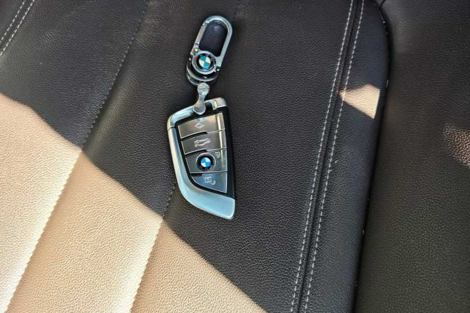 Used BMW 5 Series 2019 525Li M Sport Package Vehicle Key
