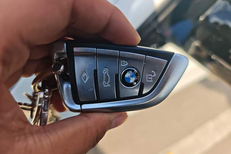 Used BMW 5 Series 2019 530Li Leading Model M Sport Package Vehicle Key