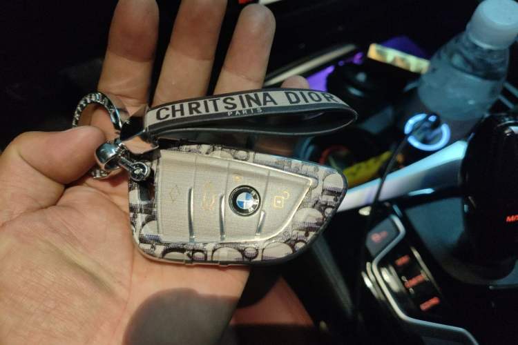 Used BMW 5 Series 2019 530Li xDrive M Sport Package Vehicle Key