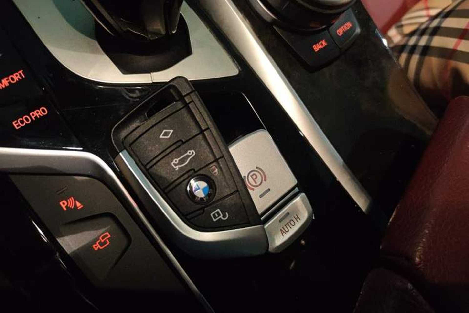 Used BMW 5 Series 2019 Facelifted 530Li Leading Edition M Sport Package Vehicle Key