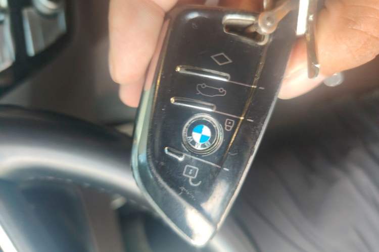 Used BMW 5 Series 2019 525Li M Sport Package Vehicle Key