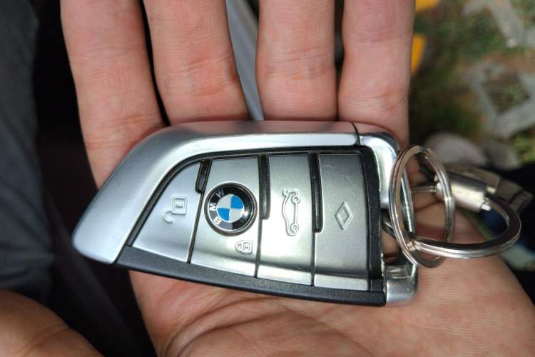 Used BMW 5 Series 2019 525Li M Sport Package Vehicle Key