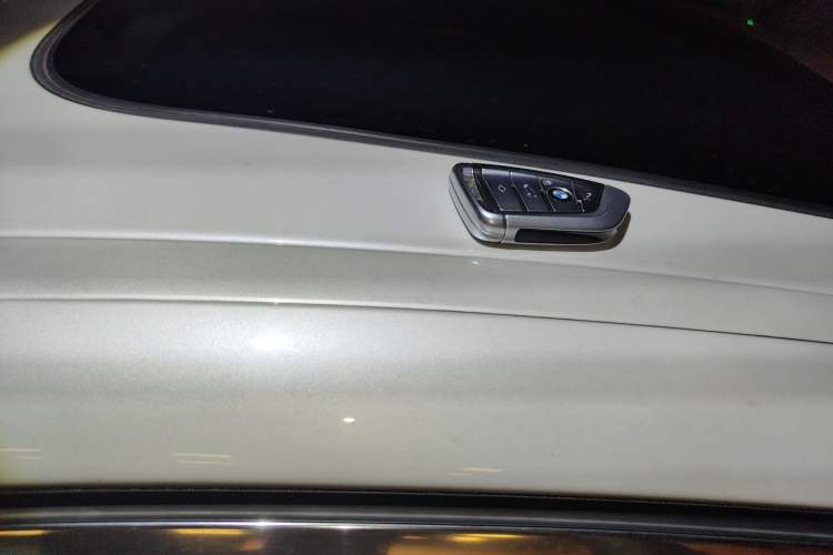 Used BMW 5 Series 2019 525Li Luxury Package Vehicle Key