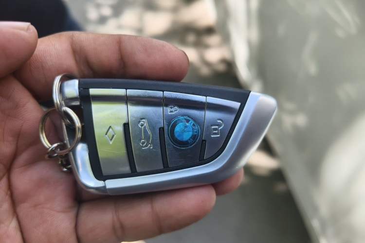 Used BMW 5 Series 2019 525Li Luxury Package Vehicle Key
