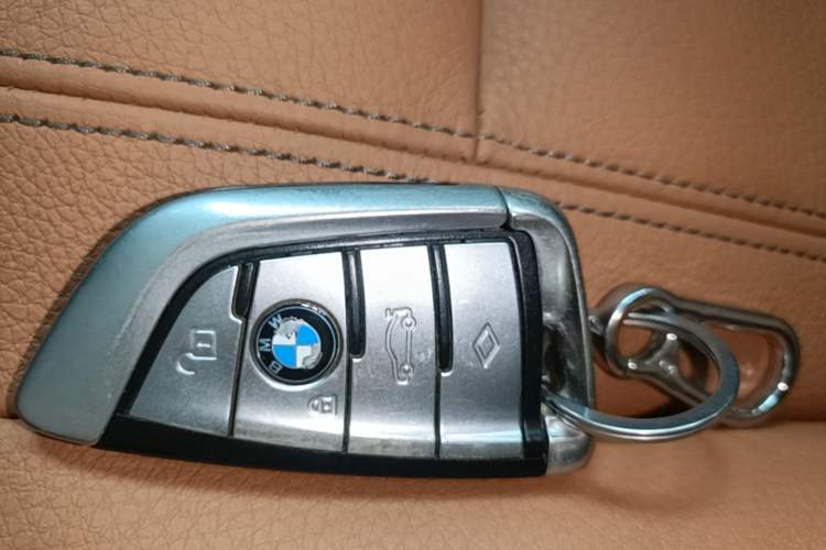 Used BMW 5 Series 2019 530Li Leading Model M Sport Package Vehicle Key