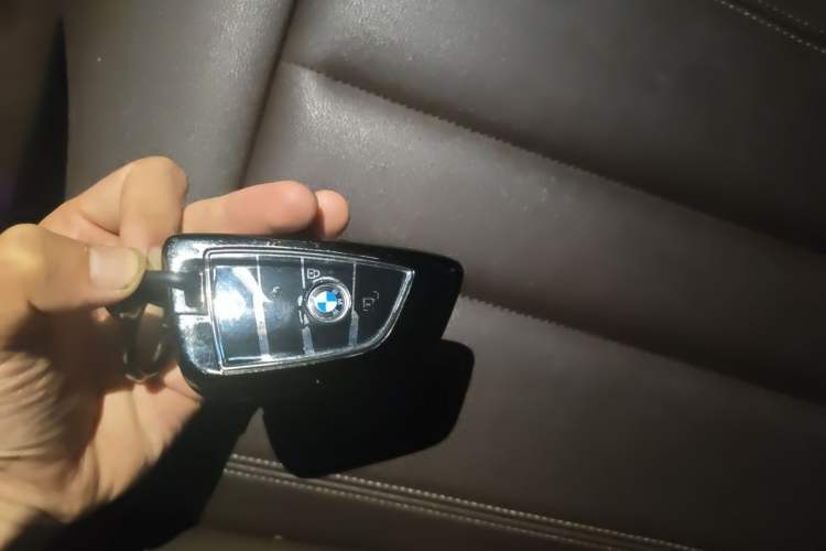Used BMW 5 Series 2019 Restyled 525Li M Sport Package Vehicle Key