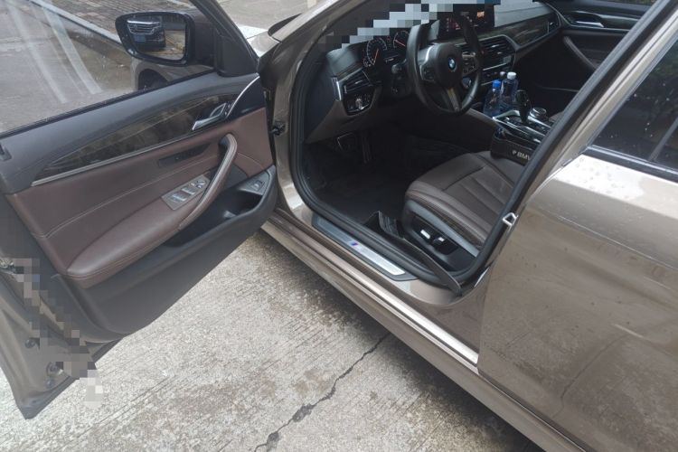 Used BMW 5 Series 2019 Restyled 525Li M Sport Package Driver Seat