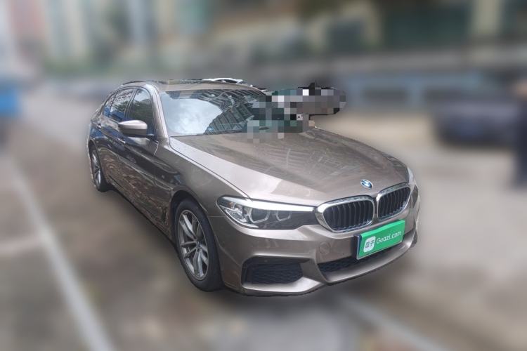 Used BMW 5 Series 2019 Restyled 525Li M Sport Package Front Right 45 Deg