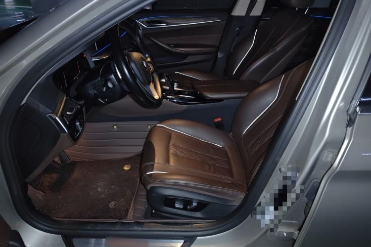 Used BMW 5 Series 2019 530Li Leading Model Luxury Package Left Front Seat