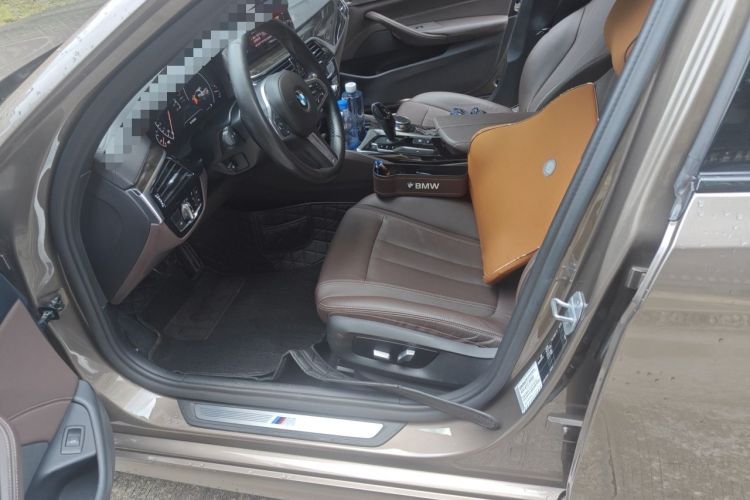 Used BMW 5 Series 2019 Restyled 525Li M Sport Package Left Front Seat