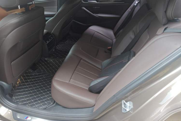 Used BMW 5 Series 2019 Restyled 525Li M Sport Package Left Rear Seat