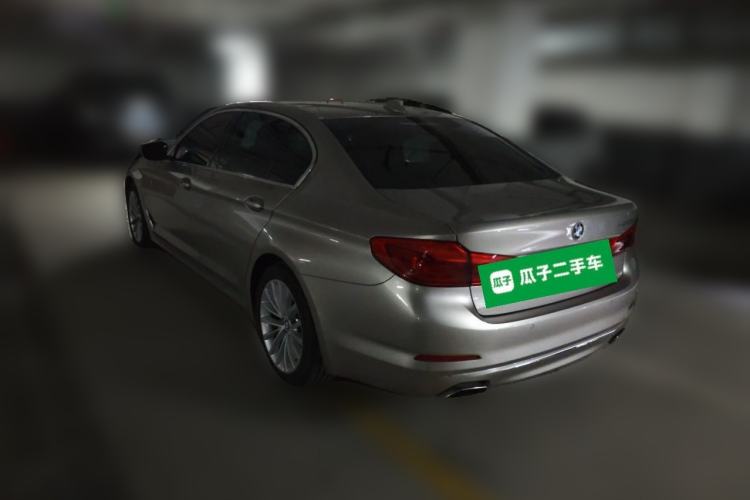 Used BMW 5 Series 2019 525Li Luxury Package Rear Left 45 Deg