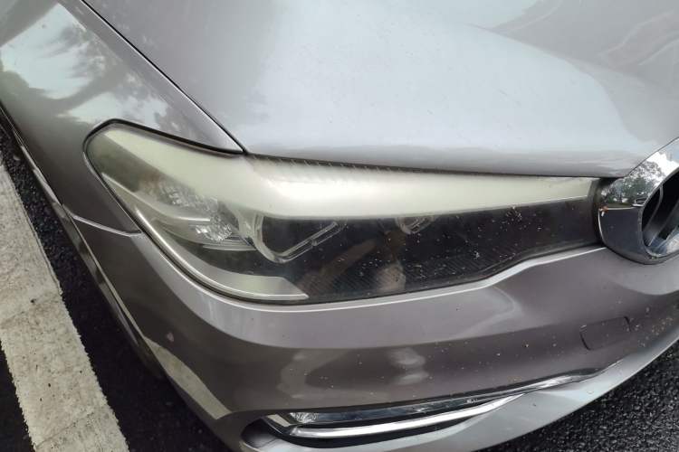 Used BMW 5 Series 2019 530Li Leading Model Luxury Package Right Front Headlight
