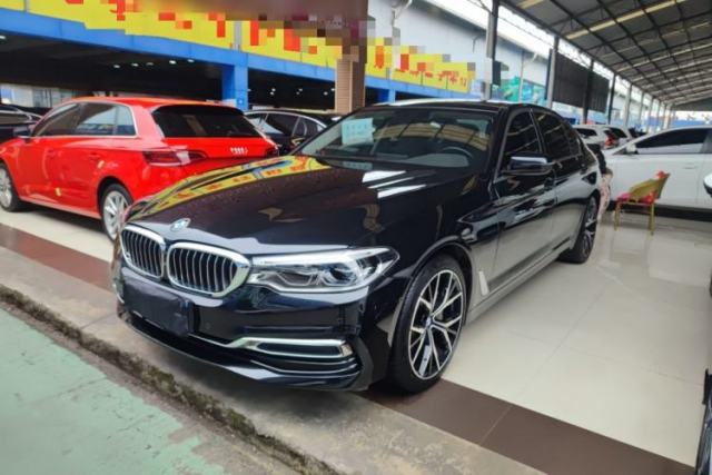 Ojetý BMW 5 Series 2020 530Li Leading Edition Luxury Package
