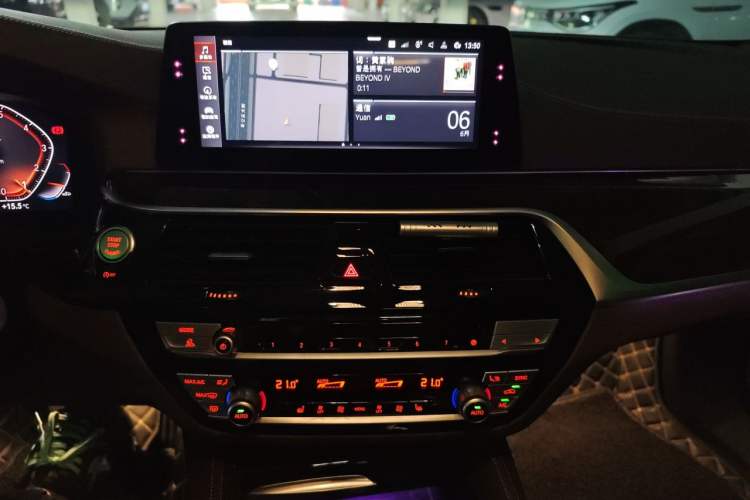 Used BMW 5 Series 2020 525Li Luxury Package Audio And AC Panel