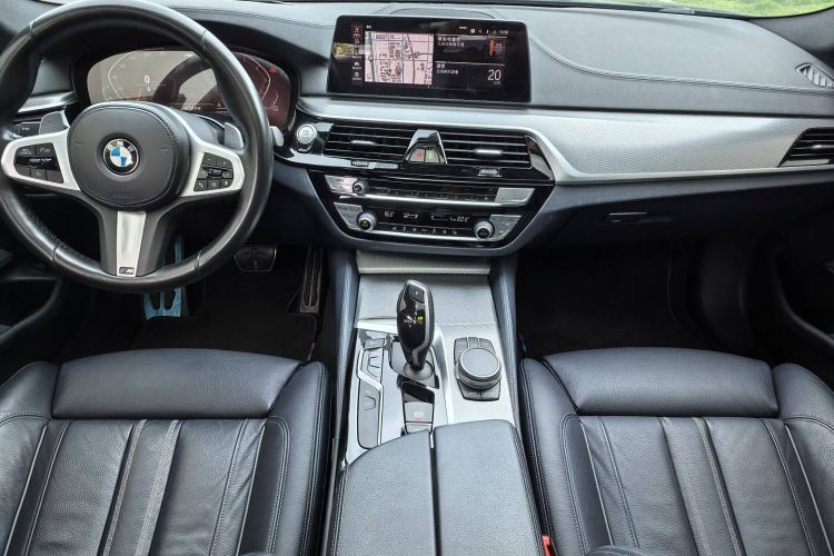 Used BMW 5 Series 2020 530i Sport Line M Sport Package Audio And AC Panel