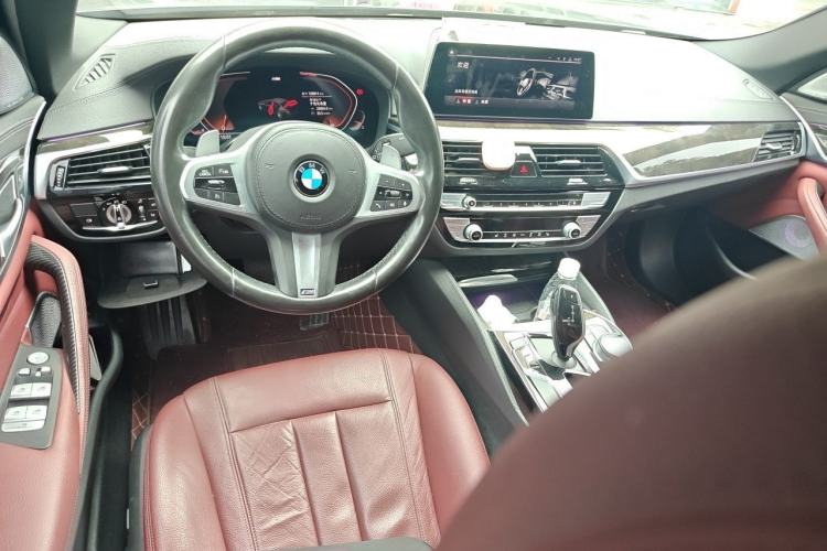 Used BMW 5 Series 2020 530Li Leading Model M Sport Package Center Console