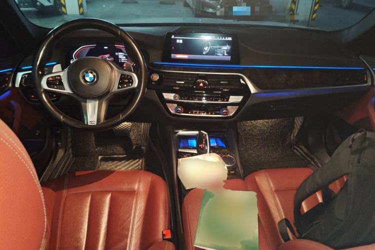Used BMW 5 Series 2020 530Li Leading Model M Sport Package Center Console