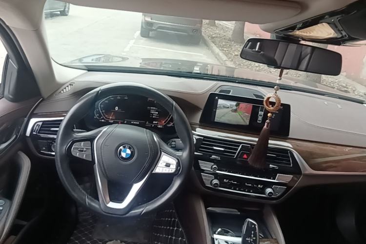 Used BMW 5 Series 2020 525Li Luxury Package Center Console