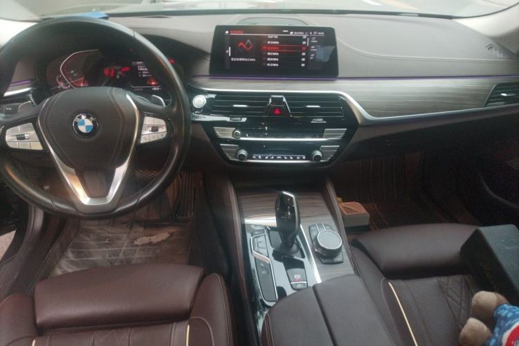 Used BMW 5 Series 2020 530Li Luxury Edition Premium Package Center Console