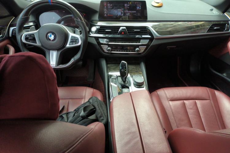 Used BMW 5 Series 2020 530Li Leading Model M Sport Package Center Console
