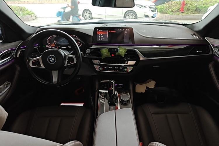 Used BMW 5 Series 2020 525Li M Sport Package Center Console