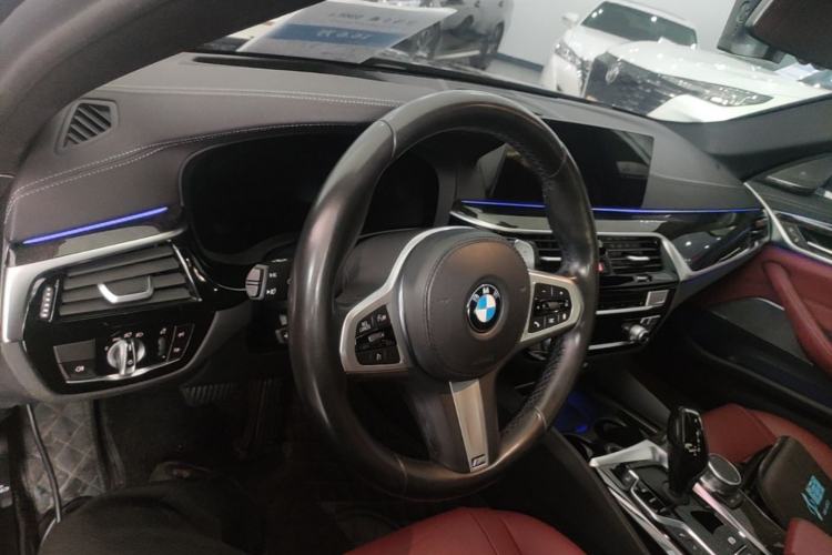 Used BMW 5 Series 2020 530Li Luxury Edition M Sport Package Center Console