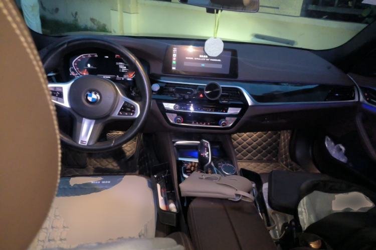 Used BMW 5 Series 2020 525Li M Sport Package Center Console