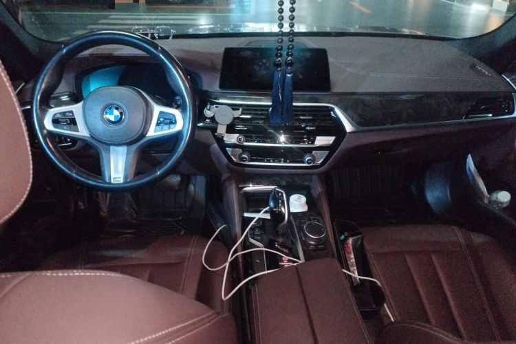 Used BMW 5 Series 2020 525Li M Sport Package Center Console