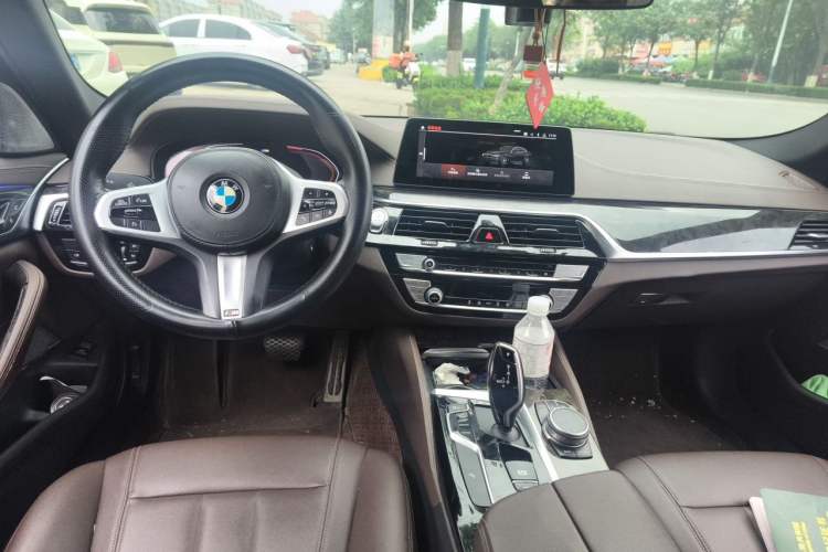 Used BMW 5 Series 2020 525Li M Sport Package Center Console