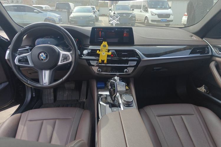 Used BMW 5 Series 2020 525Li M Sport Package Center Console