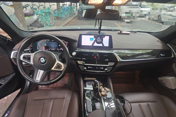 Used BMW 5 Series 2020 525Li M Sport Package Center Console