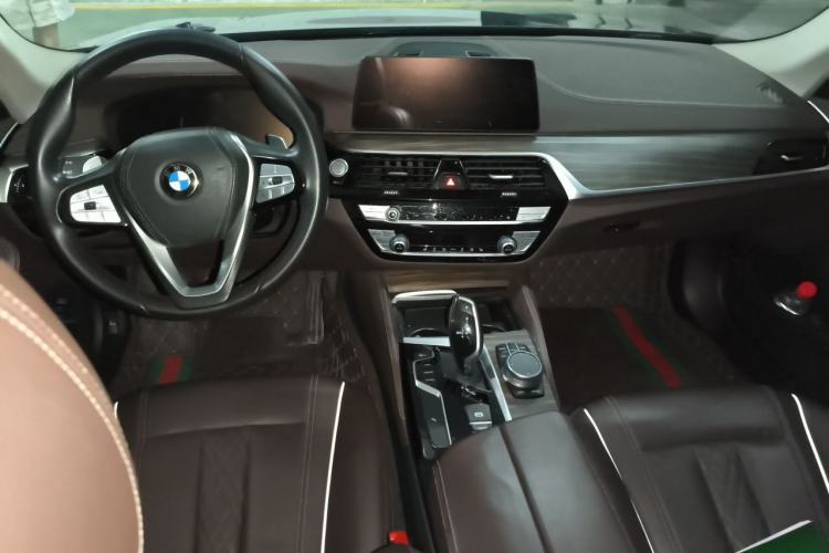 Used BMW 5 Series 2020 530Li Leading Edition Luxury Package Center Console