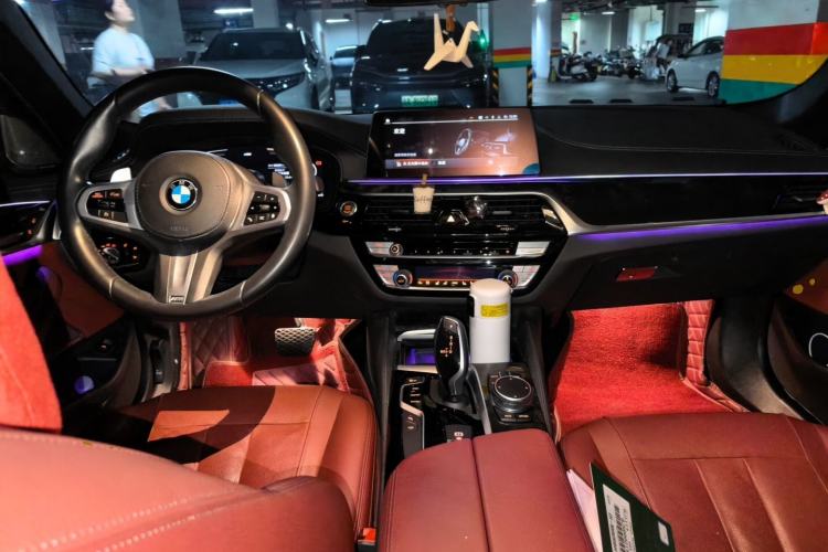 Used BMW 5 Series 2020 530Li Luxury Edition M Sport Package Center Console