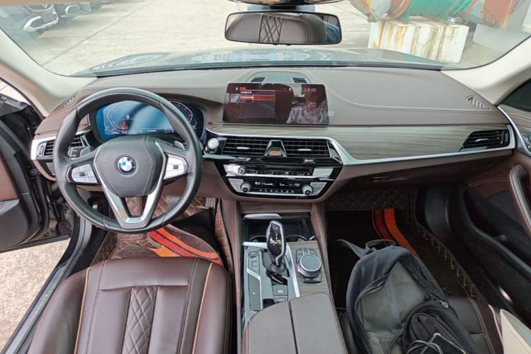Used BMW 5 Series 2020 530Li Leading Edition Luxury Package Center Console