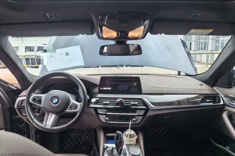 Used BMW 5 Series 2020 525Li M Sport Package Center Console