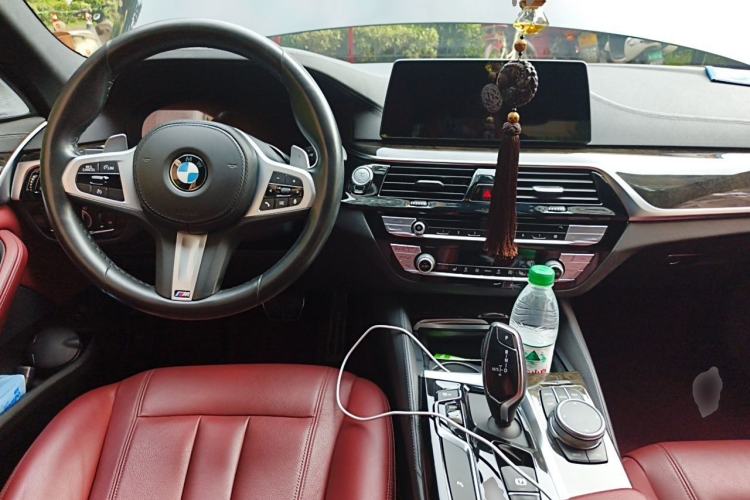 Used BMW 5 Series 2020 530Li Leading Model M Sport Package Center Console