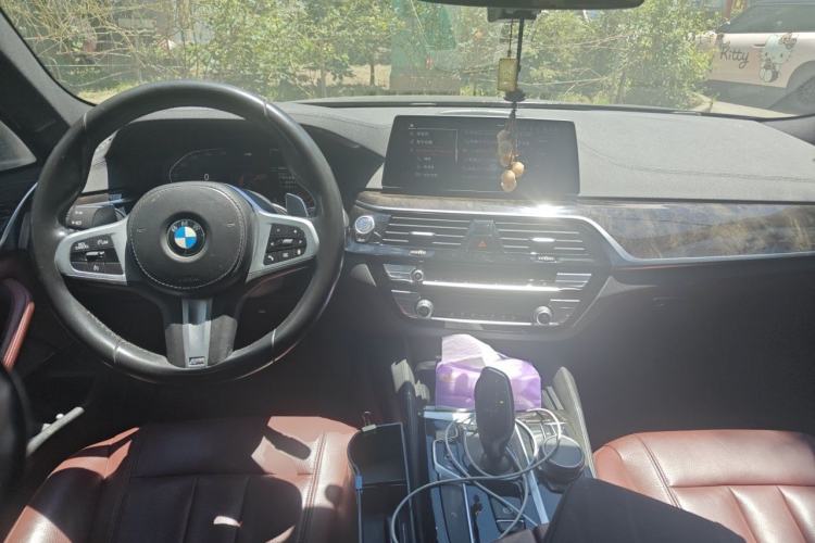 Used BMW 5 Series 2020 530Li Luxury Edition M Sport Package Center Console